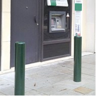 Pilones de protecció antixocs